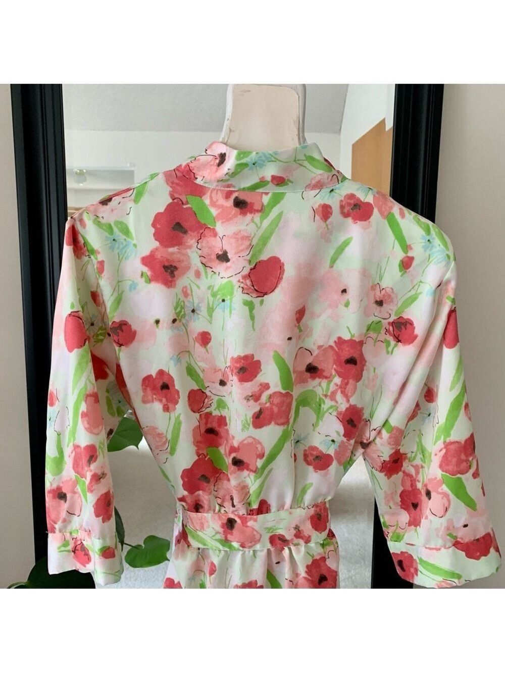 Cabernet Floral Robe - Picture 5 of 5
